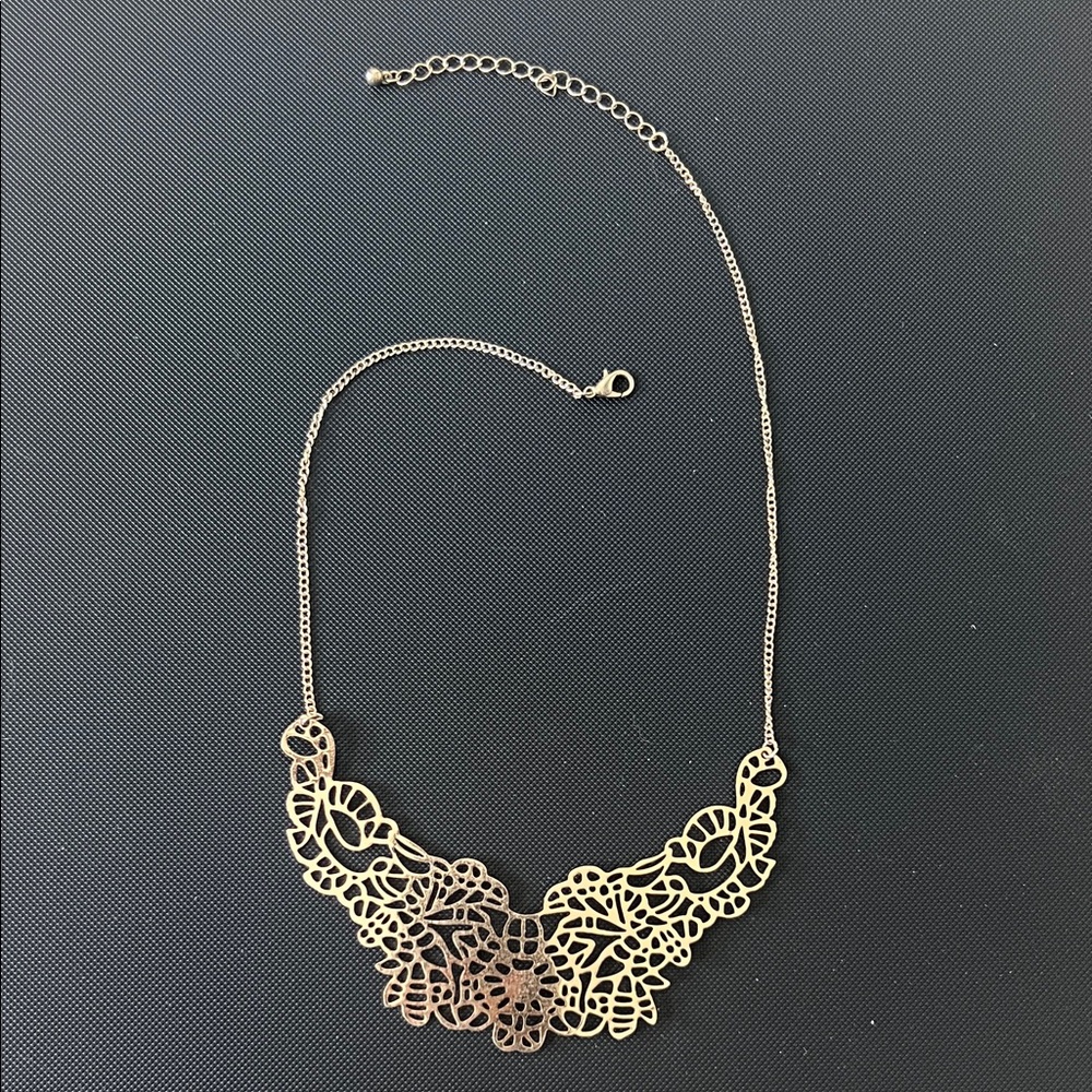 Elegant Gold Statement Necklace